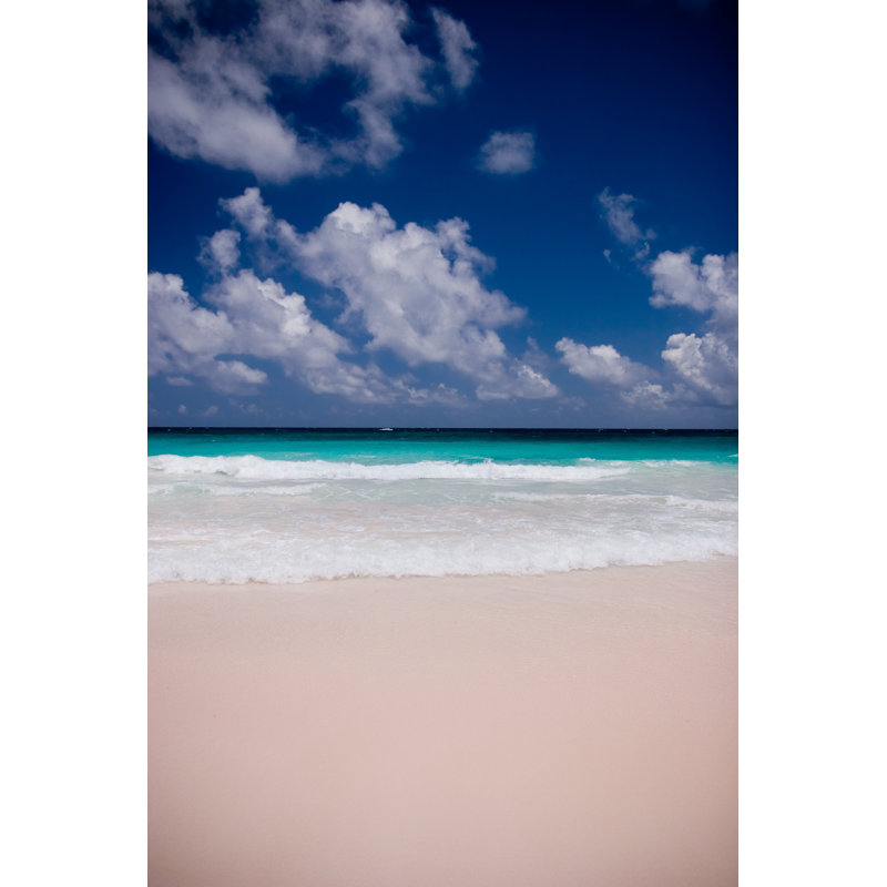 Plage de sable rose par Zxvisual, H 48 po x l 32 po