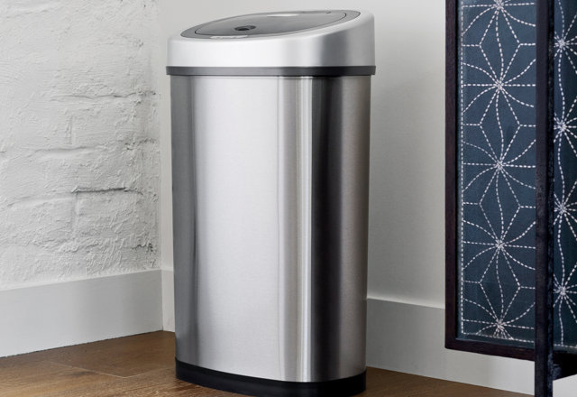 In-Stock Kitchen Trash Cans