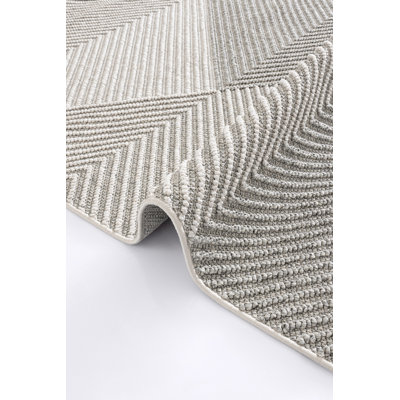 Rashondra Geometric Indoor / Outdoor Area Rug