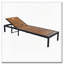 Chaises longues d'extérieur pour piscine-472494945