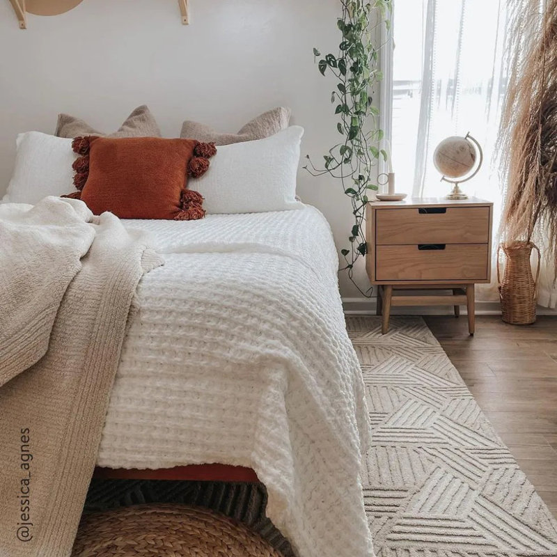 Snug Comforter, Full Comforter, Clear White