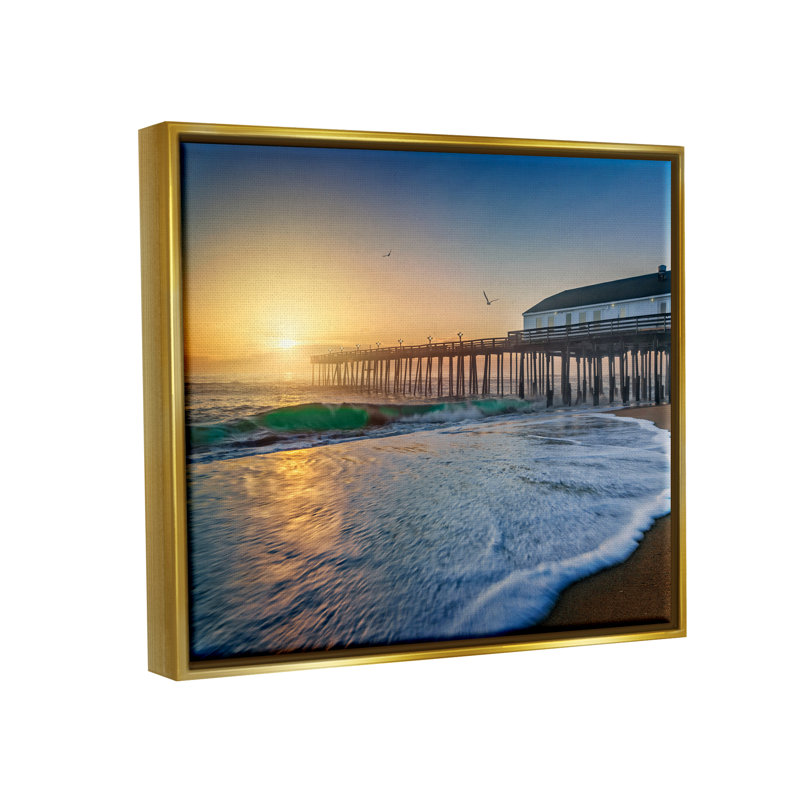 «Sunlit Coastal Pier Ocean Foam Floater», art mural par Rick Berk, H 17 po x l 21 po x P 1,7 po