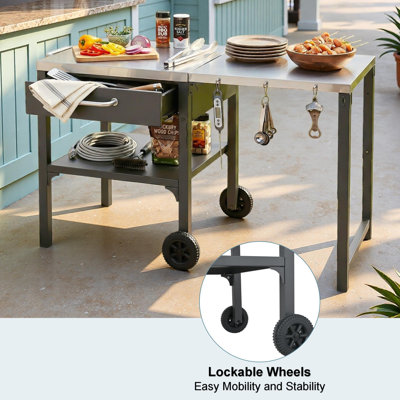 Chariot pour îlot de cuisine pour l'extérieur avec table d'appoint pliable, plan de travail en acier inoxydable, espace de rangement ouvert et crochets en métal