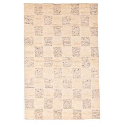 Tapis crème Looma 5 pi 3 po x 8 pi 1 po