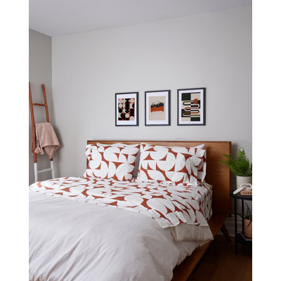 ssfu12  Deny Designs Sheet Set