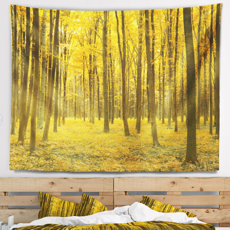 Tapisserie forêt d'automne jaune vif, H 32 po x l 39 po