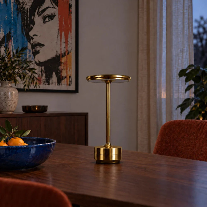 Aura Table Lamp, Gold