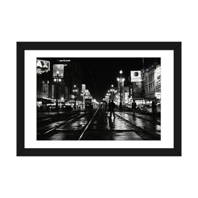 «1950s Night Scene Canal Street New Orleans Louisiana the USA» par Vintage Images, reproduction sur toile tendue sur châssis