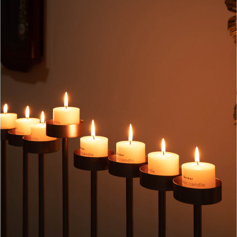 Metal Tabletop Candelabra, H 51 po x l 22,75 po x P 8,50 po, Or rose