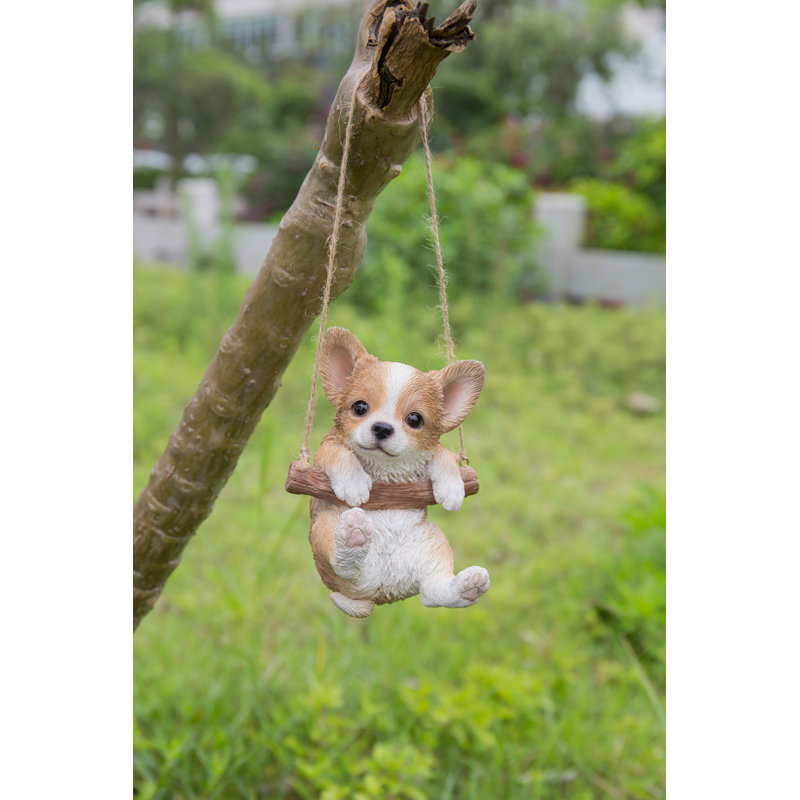Statue de chiot chihuahua suspendu