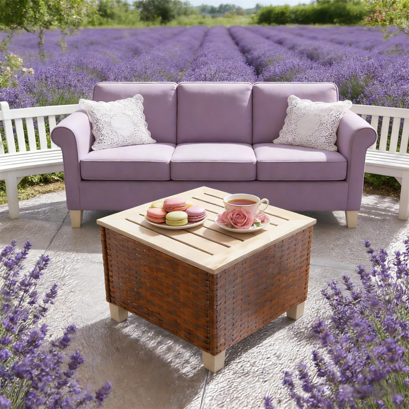 Petite table d'extérieur