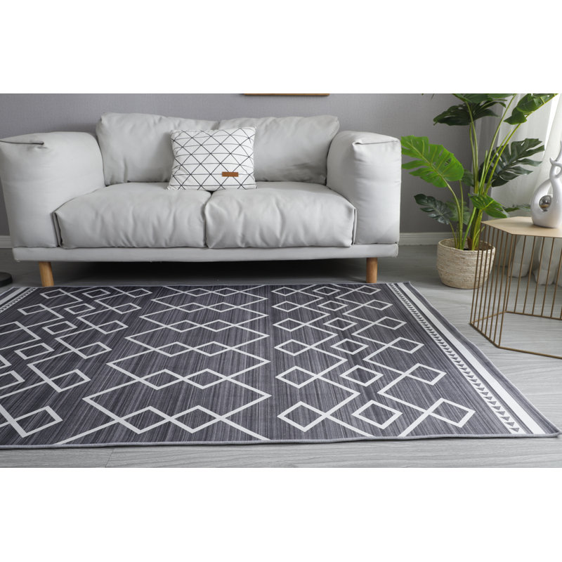 Jeudy Geometric Indoor Rug, Rectangle 4' x 6'