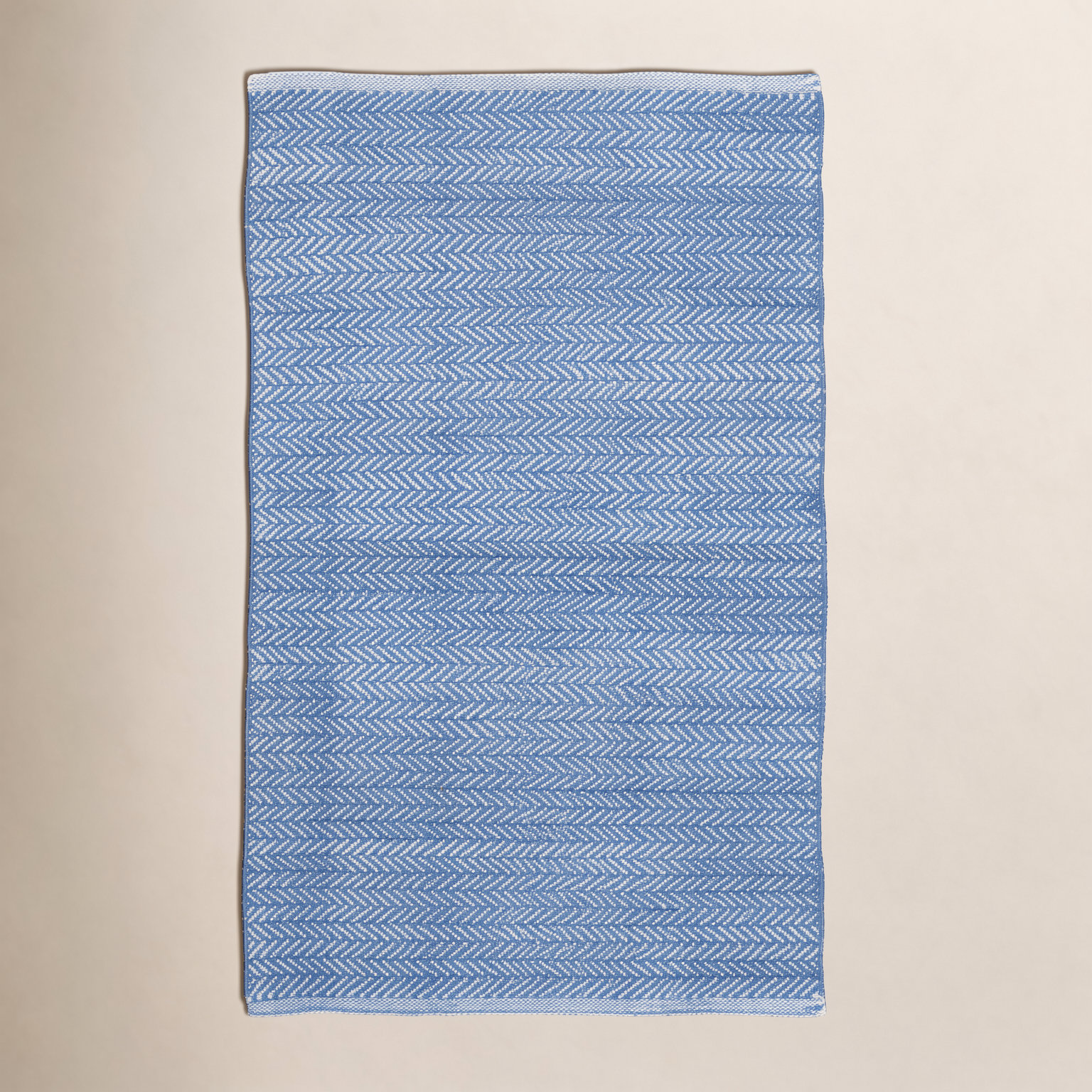 Herringbone French Blue White Outdoor Rug, Rectangle 5' x 8'