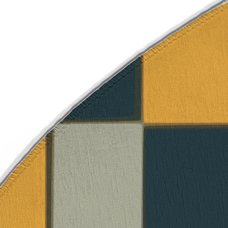 Tiled Grounds Indoor And Outdoor Area Rug, Round 5'
