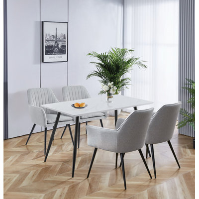 Mose 4 - Person Dining Set