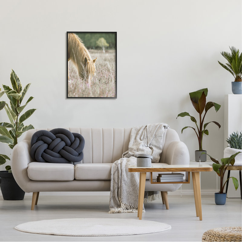 «Peaceful Palomino Horse pâturage campagne» par Leah Straatsma - photographie, H 30 po x l 24 po x P 1,5 po