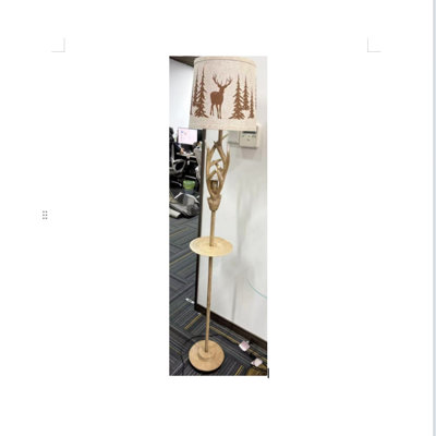 Lampe sur pied rustique en bois de cerf avec veilleuse et plateau