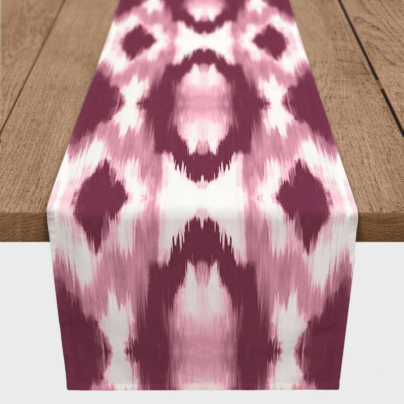 Chemin de table Westrick, 90 po x 16 po, Madeley Shibori ciel, Bourgogne