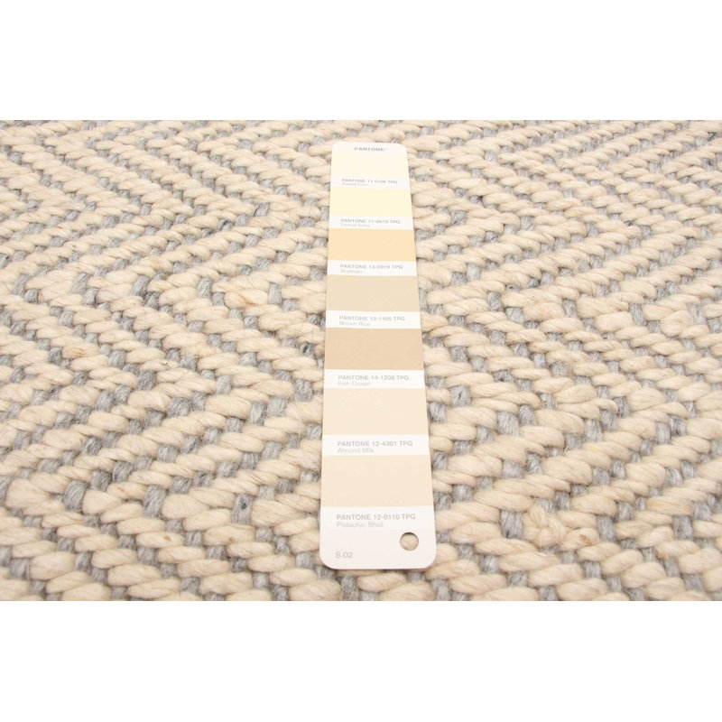 Tapis beige Sienna 7 pi 0 po x 7 pi 5 po