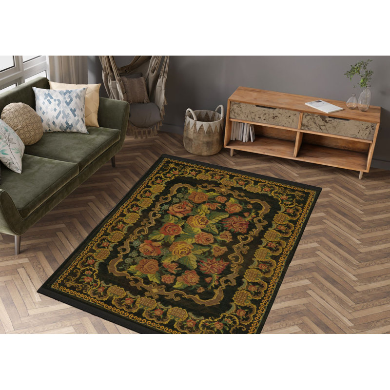Tapis tissé à franges Karabagh, Rectangle 4 pi 7 po x 6 pi 6 po