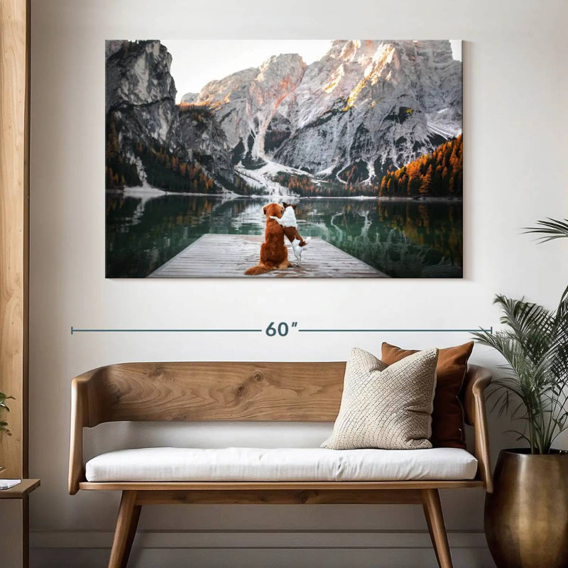 Ravi sur la jetée du lac Braies, H 34 po x l 51 po