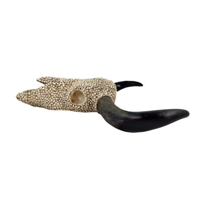 Southwestern White Pebble Longhorn Bull Cow Skull with Black Horn Accent Hanging Wall Décor