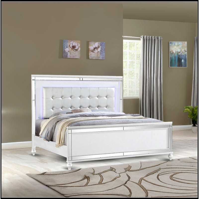 Lit rembourré Sterling en bois Sterling, Grand lit, Blanc