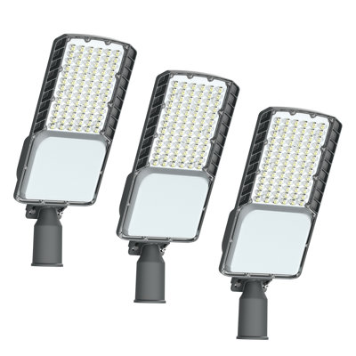 Ensemble de 3 lumières à DEL de 150 W avec 3 cellules, 30 000 lumens, lumière du jour de 6 000 K, éclairage de rue à DEL d'extérieur, crépuscule à l'aube, avec support de fixation réglable pour un usage commercial et résidentiel