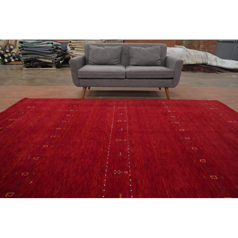 Tapis rouge tribal de style Gabbeh 7 x 10 avec motifs géométriques complexes