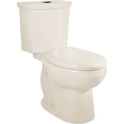 Toilette ronde deux pièces à double chasse d'eau H2Ooption avec siège Everclean (siège non inclus)