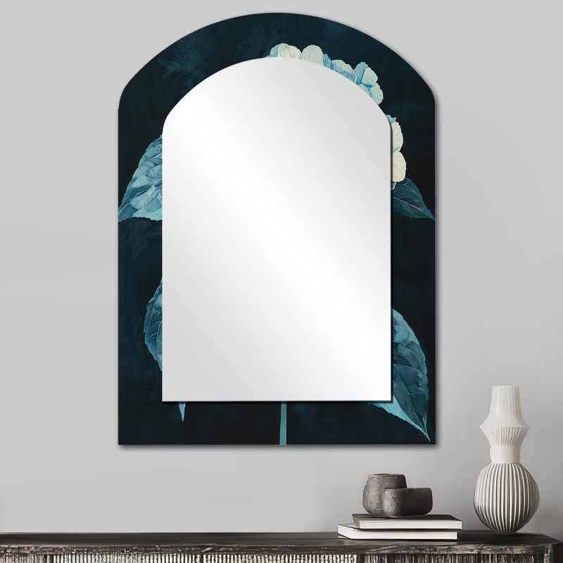«Hortensias monochromes dans l'ombre du jardin II», miroir mural hydrangée, miroir décoratif asymétrique vert, impression d'art en métal