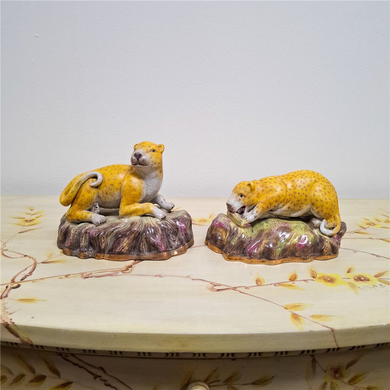 Porcelain Leopards Pair