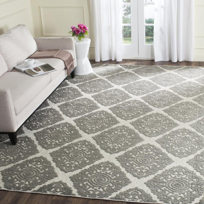 Mccracken Floral Hand Woven Indoor / Outdoor Area Rug