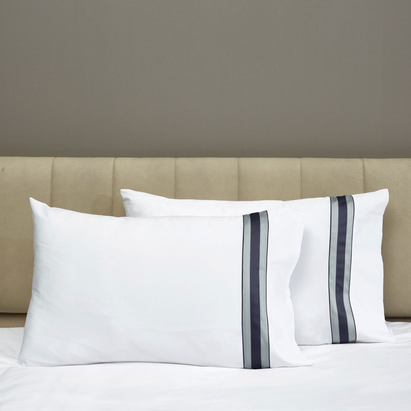 Dimora Pillow Case, Standard Pillowcase, White/Midnight Blue
