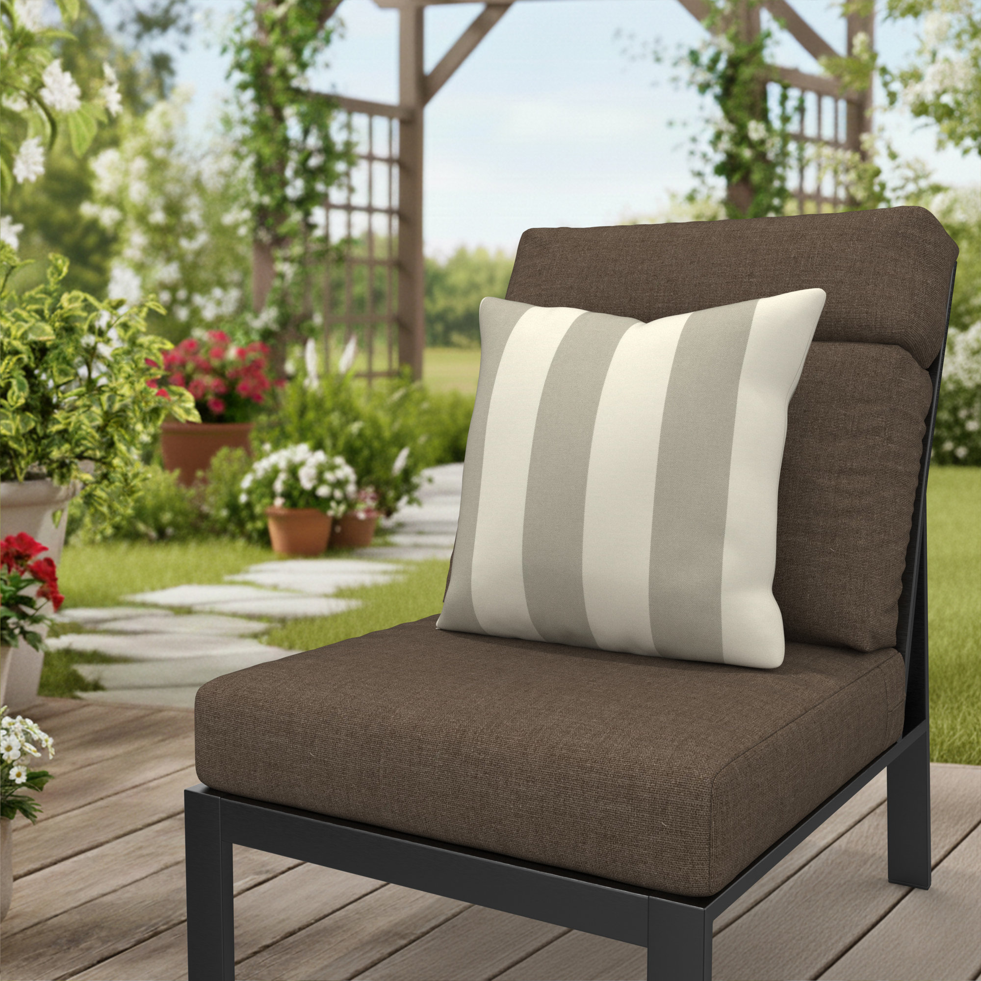 Amala Outdoor/Indoor Throw Pillow, Solana Seagull