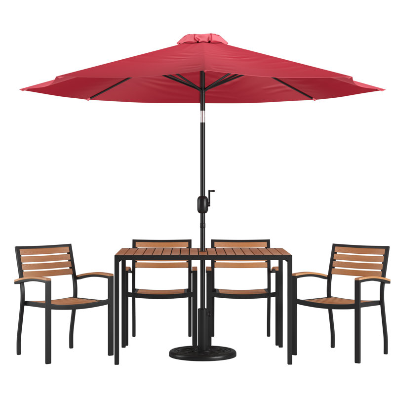 Table de patio en faux teck 30 po x 48 po, 4 chaises et parasol 9 pi avec base Abdikadir, Parasol rouge