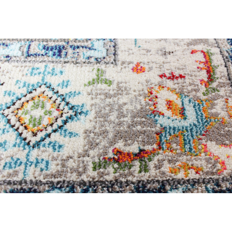 Osias Oriental Indoor Rug, Runner 2'6" x 8'