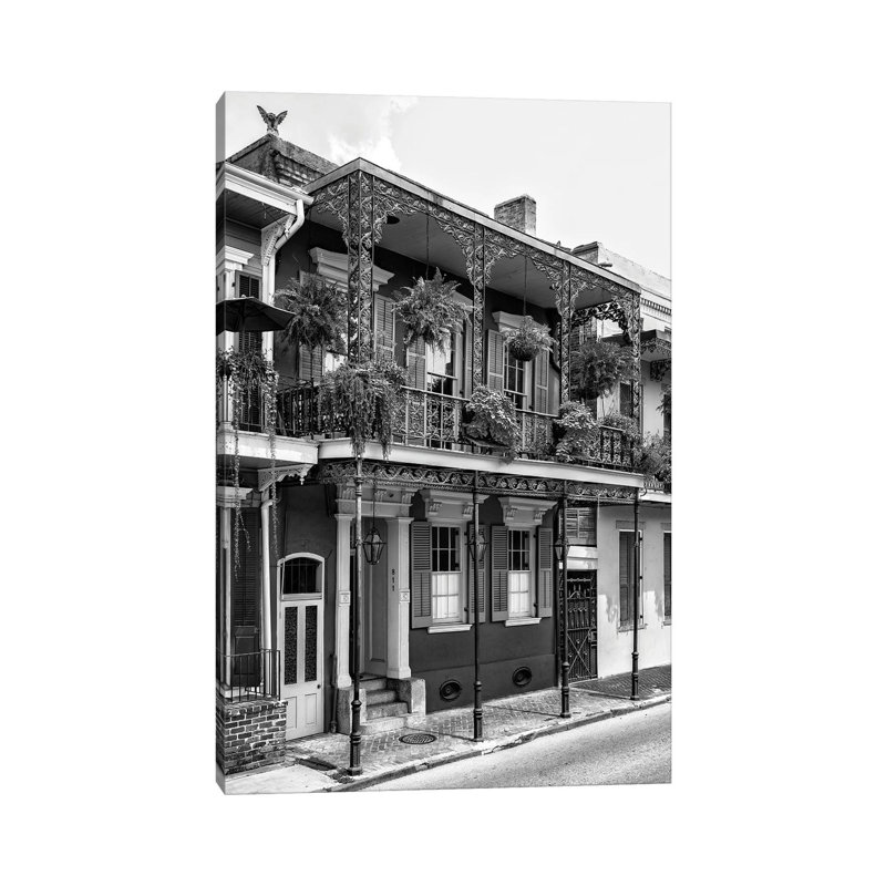«Black NOLA Series - French Quarter balcon» par Philippe Hugonnard - reproduction de photo sur toile tendue