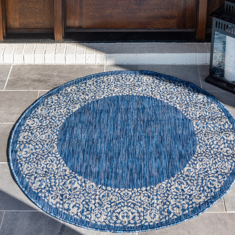 Lamere Oriental Indoor / Outdoor Rug, Round 4'1"