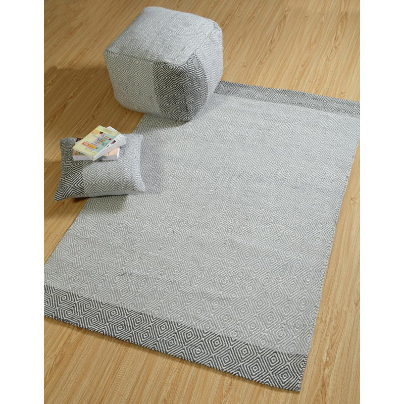 Prevatte Hand Loomed Indoor Rug, Rectangle 5'2" x 7'10"