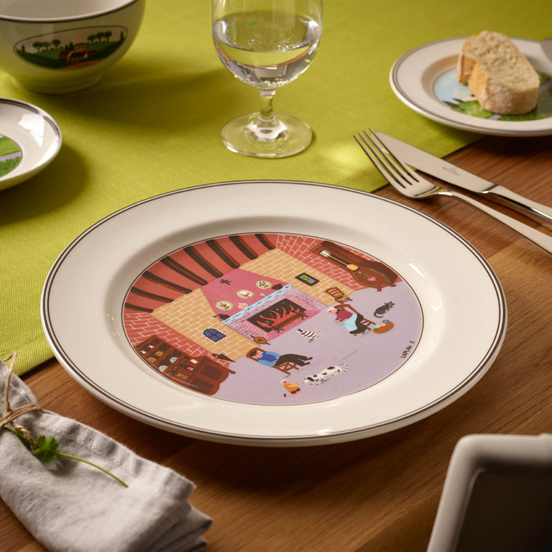 Villeroy & Boch Design Naif 10.5" Dinner Plate - By The Fireside