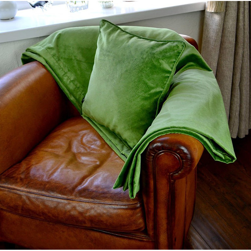 Thinder Table Runner, 30cm W x 200cm L, Fern Green