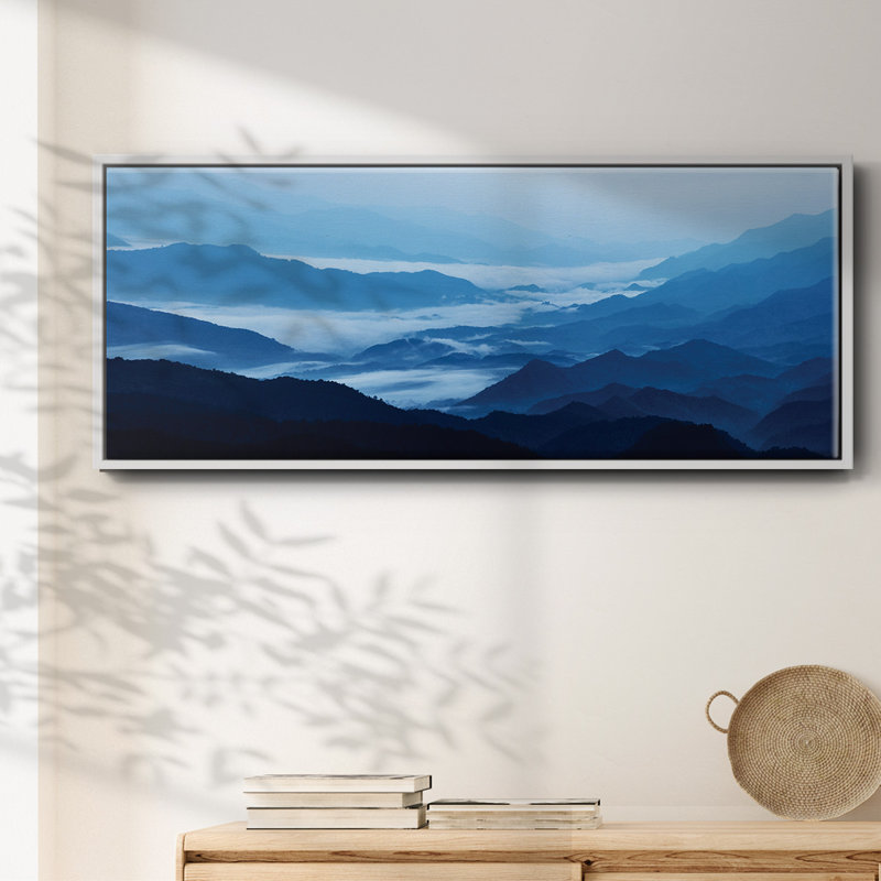 Misty Mountains XIII - Toile encadrée, H 20 po x l 50 po