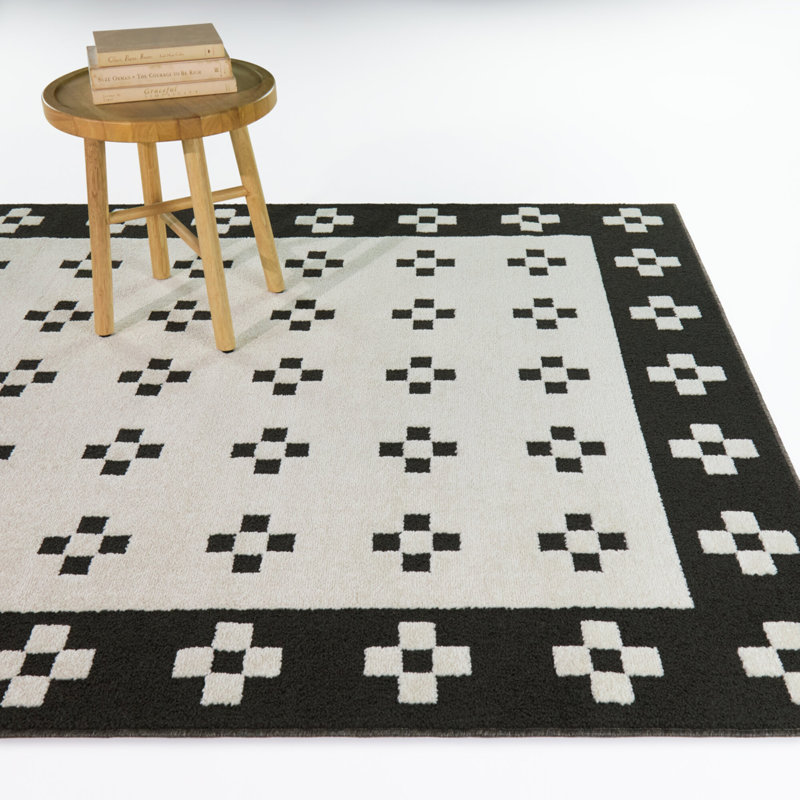 Sebenico Cream/Black Geometric Border Area Rug, 5'3" x 7'
