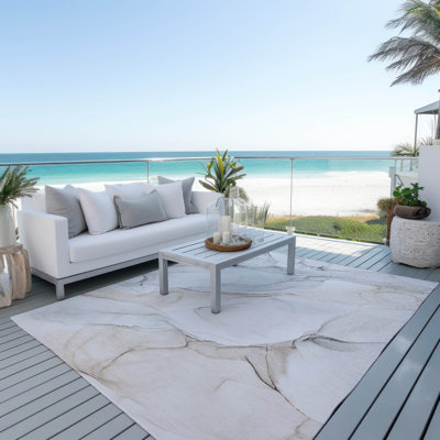 Kiaire Rectangle 1'8" X 2'6" Area Rug