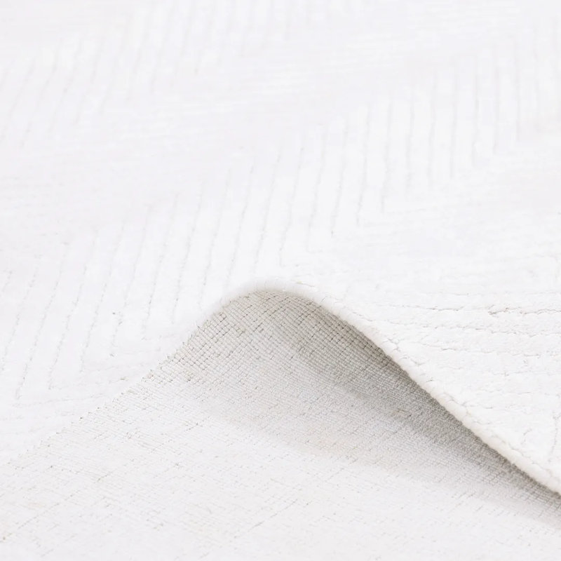 Chevelle Chevron Area Rug in Alabaster, Rectangle 5' x 8'