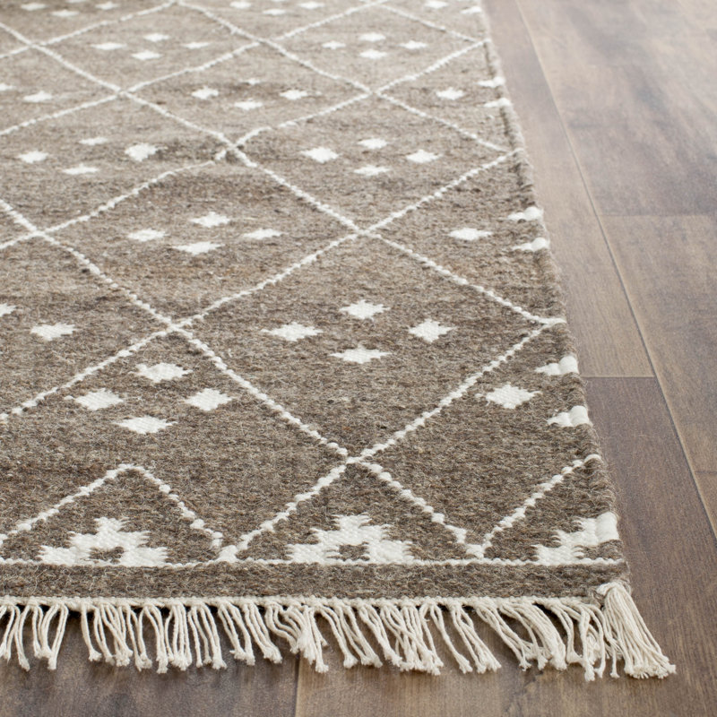 Manahan Geometric Wool Hand Woven Area Rug, Runner 69 x 244 cm