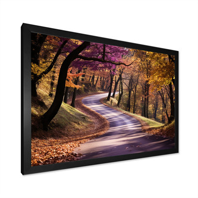 Shades Of Purple Road Into Forest V - Art mural sur route