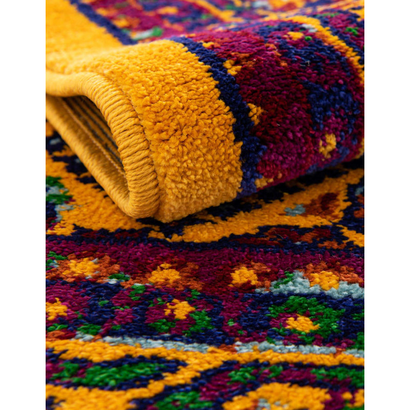 Erkand Oriental Indoor Rug, Rectangle 2' x 3'1"