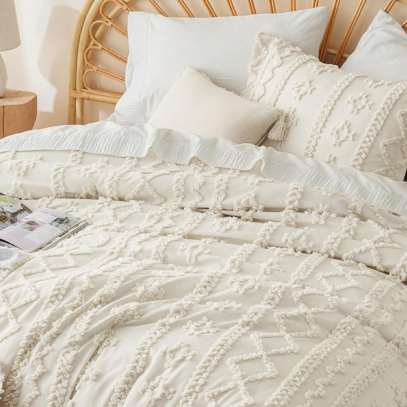 Tufted Boho Comforter Set Queen Size 3 Pieces